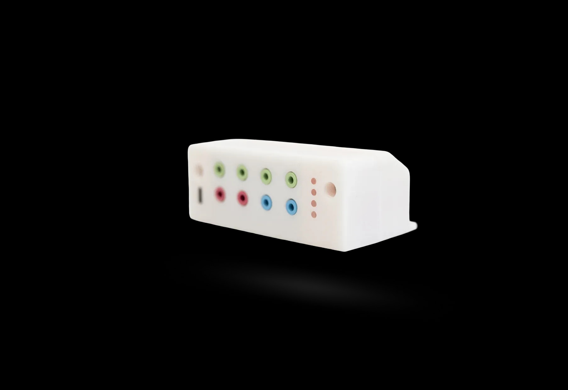 Compact FTL sensor interface module with multiple input ports for monitoring HVAC equipment and building systems.